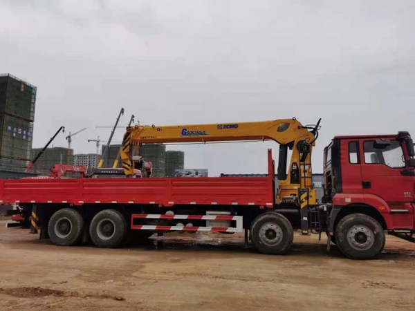 陜汽德龍前四后八 隨車吊