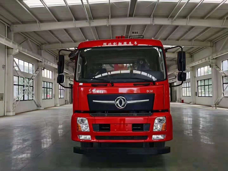 東風(fēng)暢行D3V單橋隨車(chē)吊